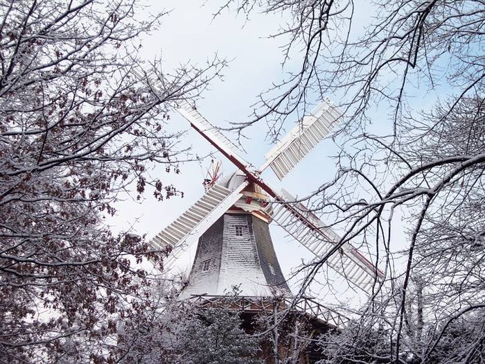 Mühle im Winterkleid