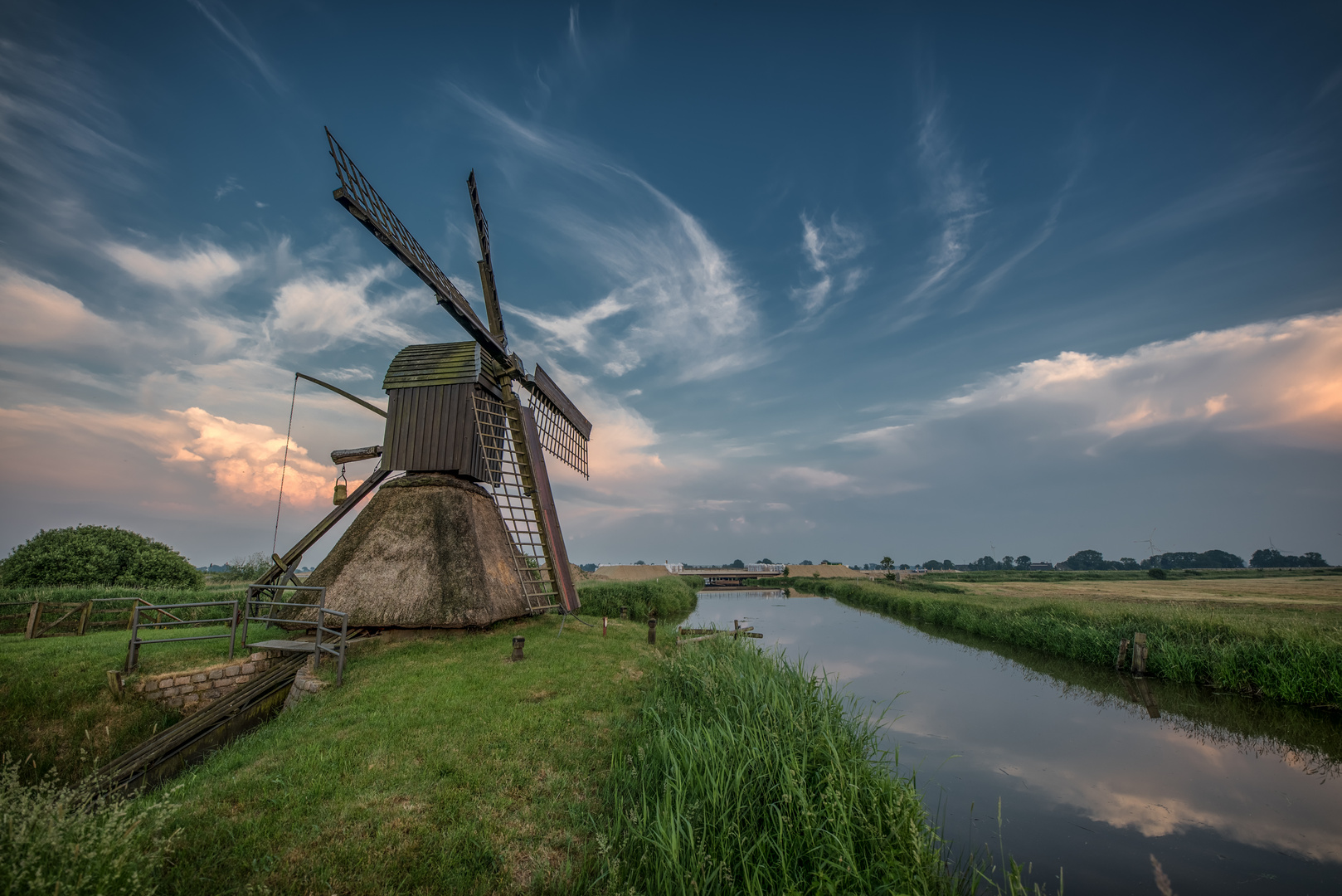 Mühle Schöpfwerk am Abend