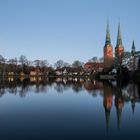 Mühlenteich mit Blick auf den Dom zu Lübeck