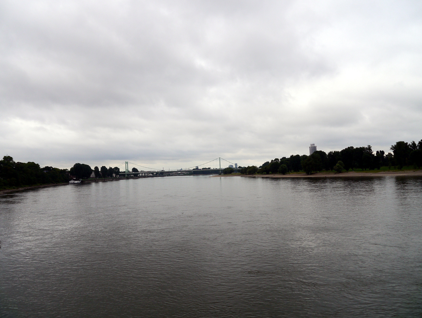 Mühlheimer Brücke (Köln) im Morgendunst