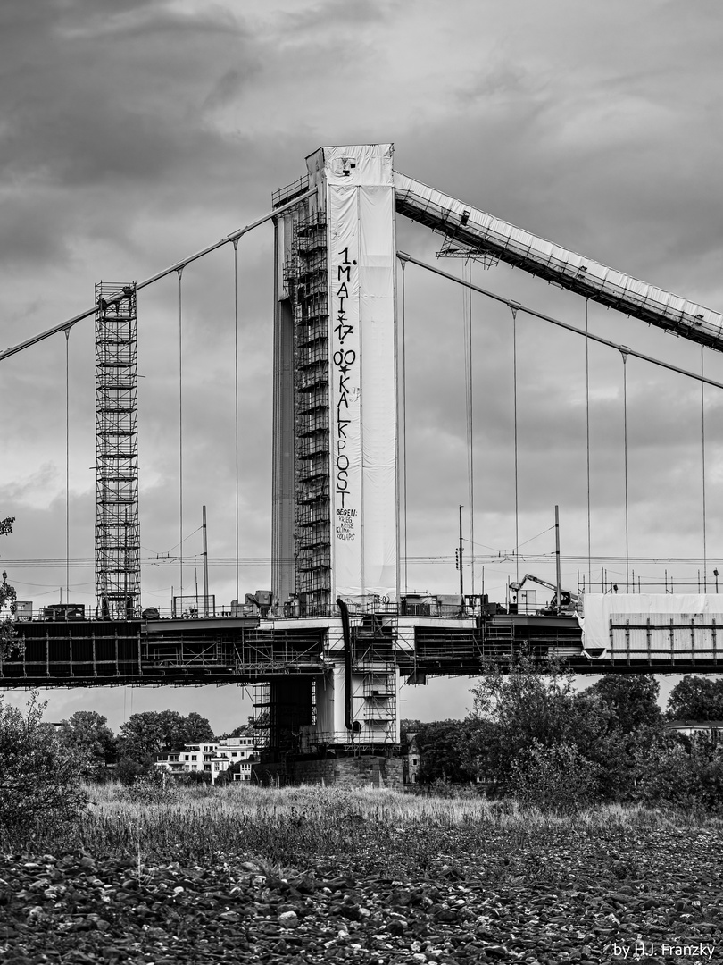 Mühlheimer Brücke sw zum Zahltag 28.10.2023