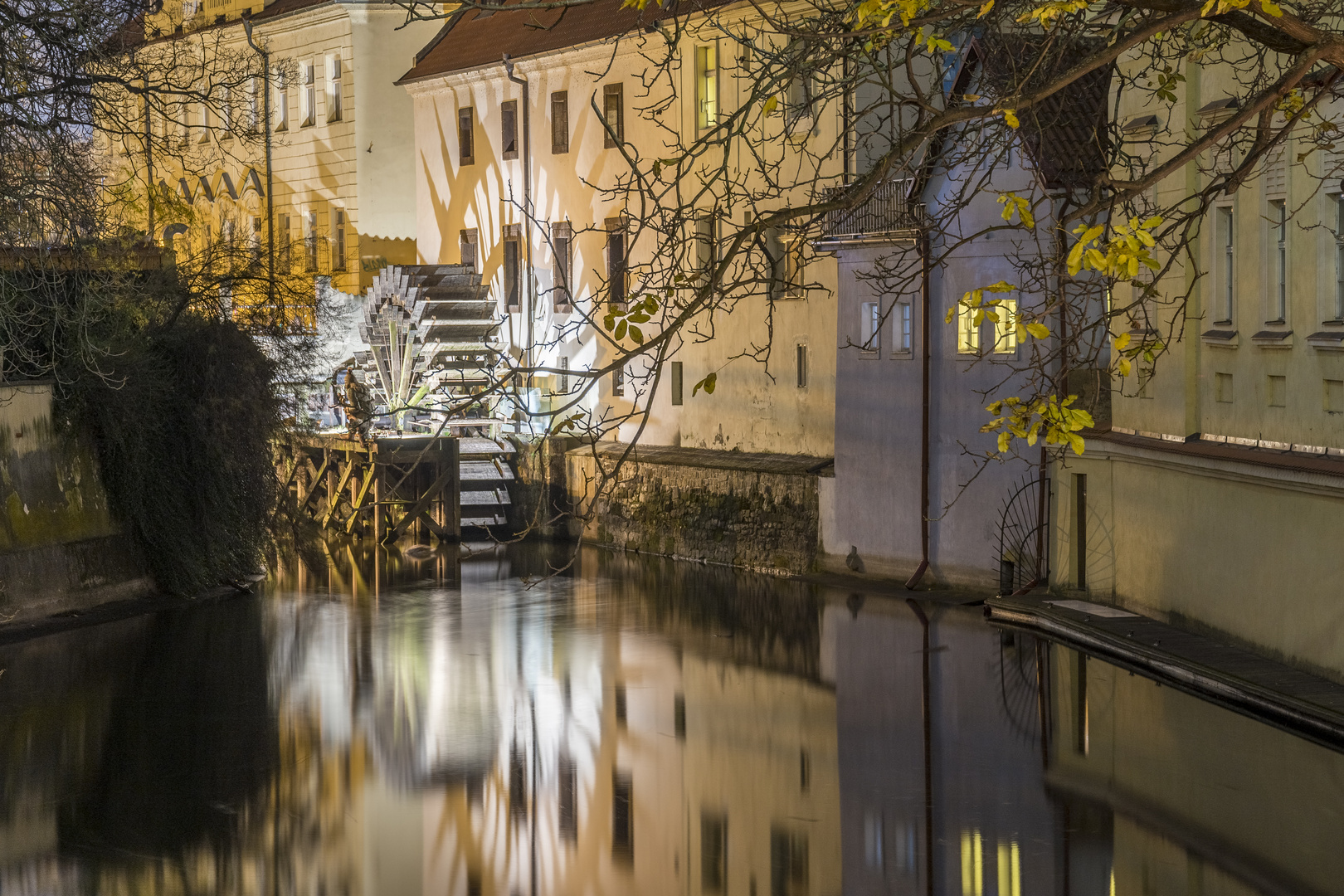 Mühlrad am Abend