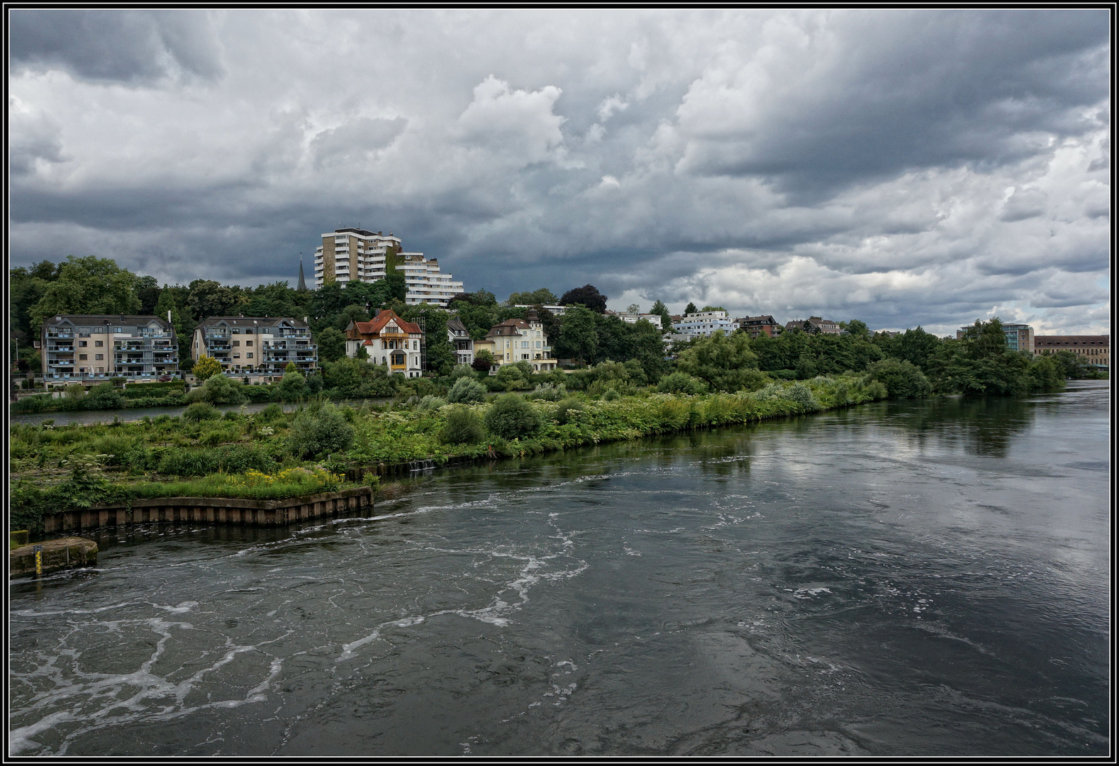 Mülheim - Gewitter über der Ruhr