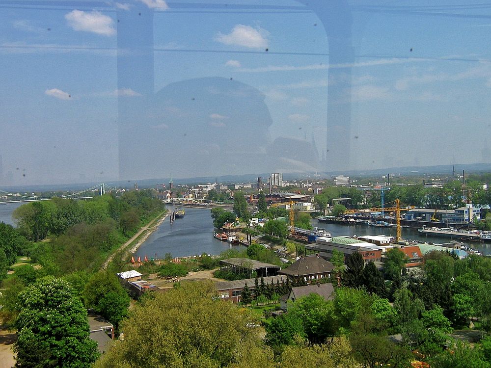 Mülheimer Hafen in Köln