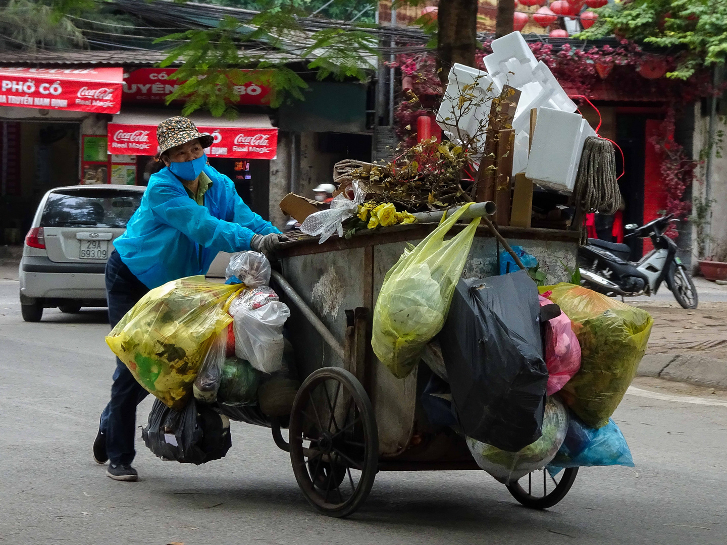 Müllabfuhr in Hanoi