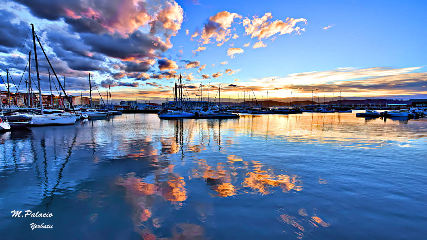 Muelle deportivo Gijón Asturias