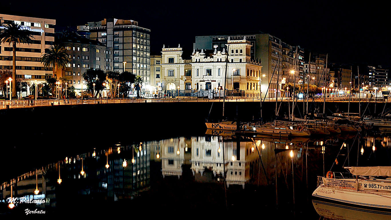 Muelle deportivo Gijón Asturias