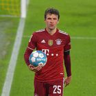 Müller schreitet zur Ecke