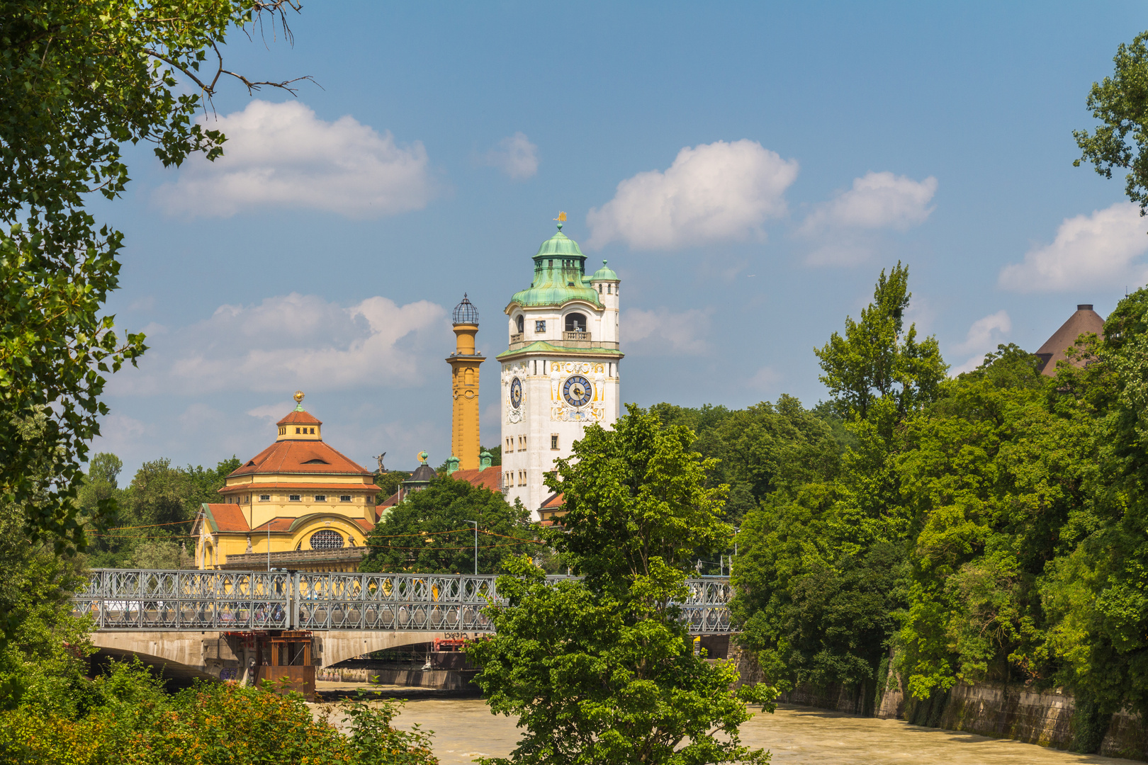 Müllerscher'sches Volksbad, Ludwigsbrücke, Isar in München