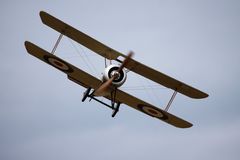 Müllheim, Modelflugtag Sopwith Pup Doppeldecker Jagdflugzeug