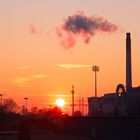 Müllverbrennungsanlage Düsseldorf-Flingern im Abendrot