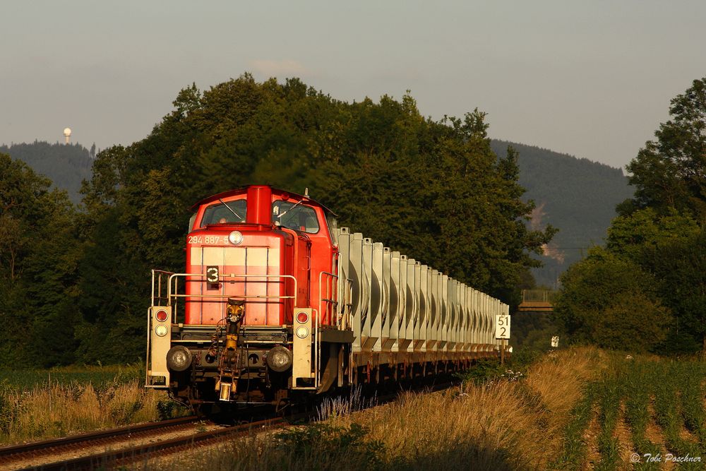 Müllzug am Abend