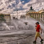 München - am  Stachusbrunnen -