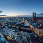 München - Blick vom Alten Peter auf Marienplatz und Frauenkirche