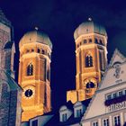München Frauenkirche bei Nacht