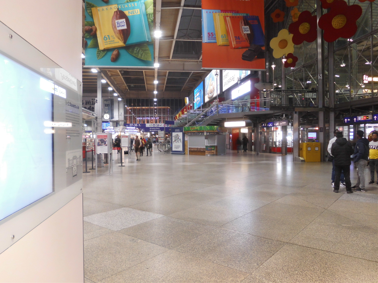 München Hbf bei Nacht 3.