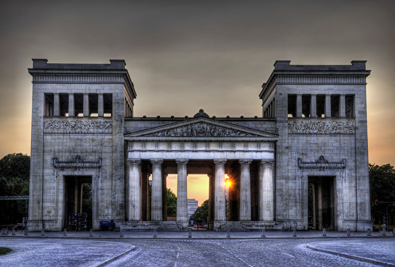 München Königsplatz / Propyläen