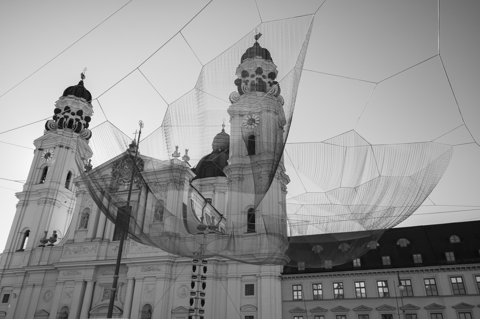 München Kunst am Odeonsplatz 