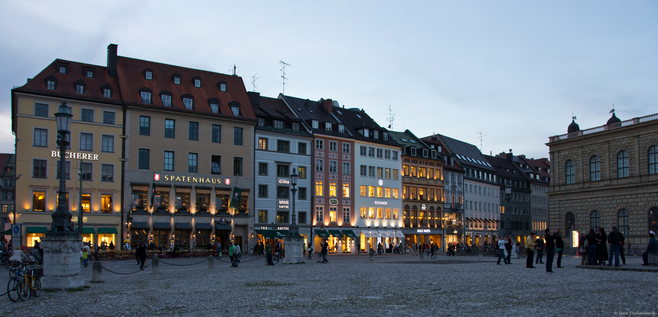 "München leuchtet" in der Residenzstrasse