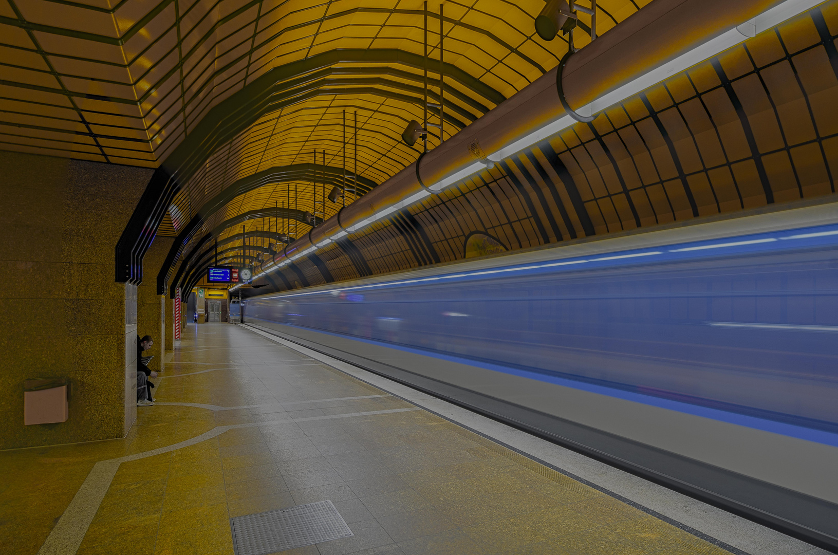 München, Linie U4/U5, Station 'Theresienwiese'