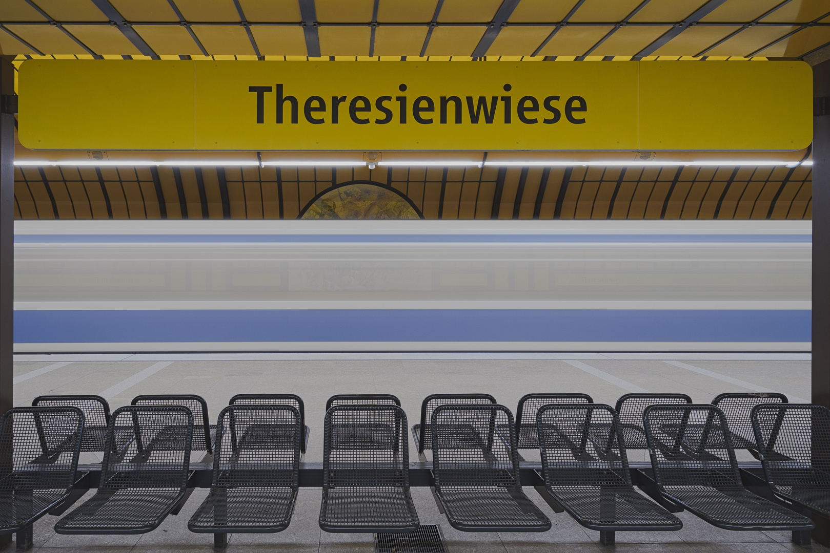 München, Linie U4/U5, Station 'Theresienwiese'