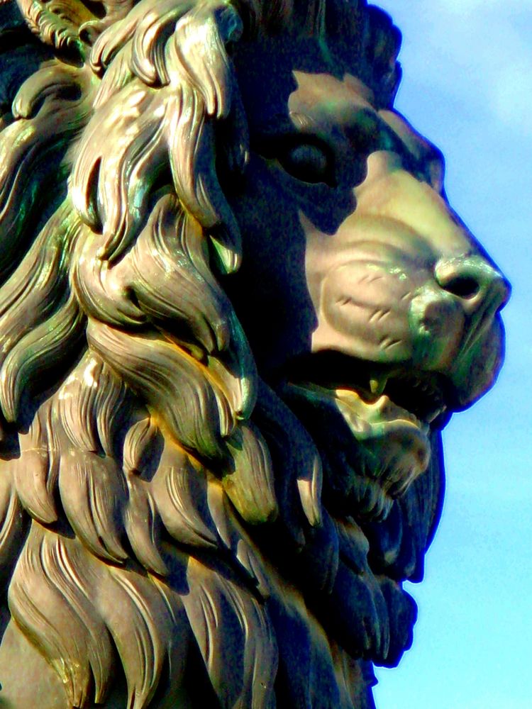 München Löwe der Bavaria Foto & Bild münchen, sehenswürdigkeit, löwe Bilder auf