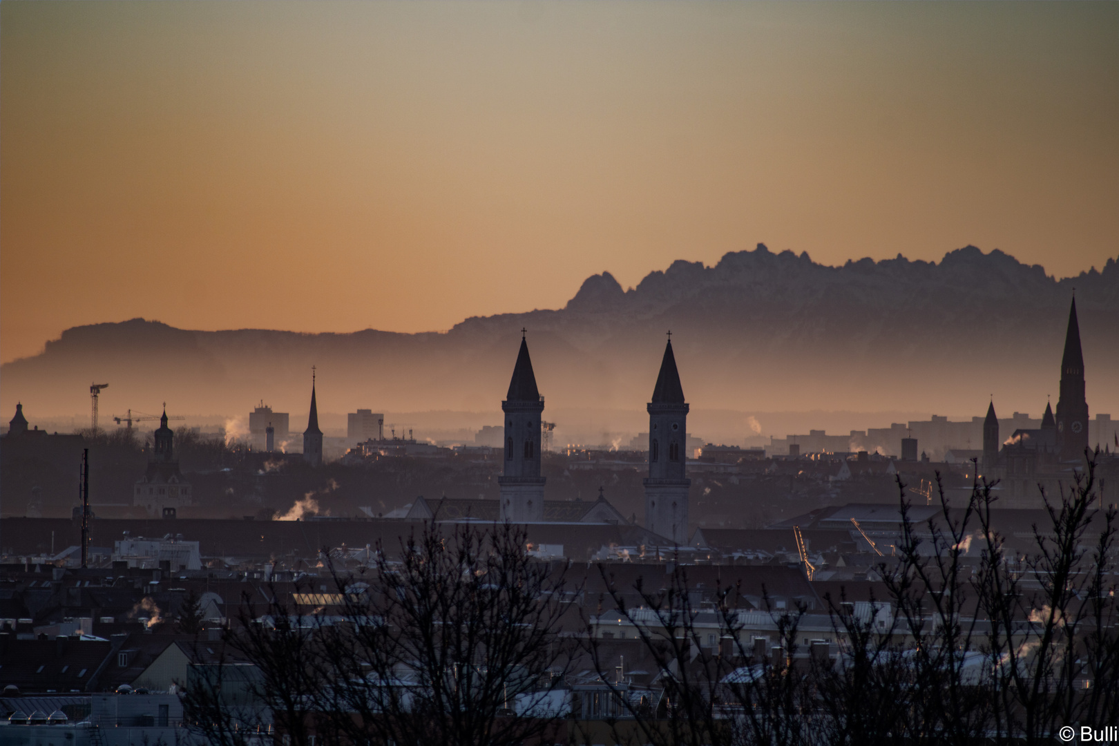 München Ludwigskirche Alpen 