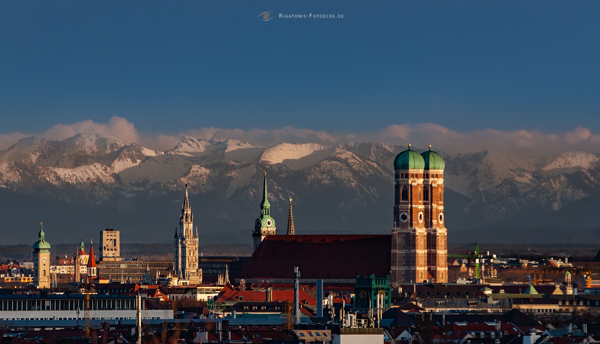 München mit Blick in die Alpen bei Fön Foto & Bild | world, münchen