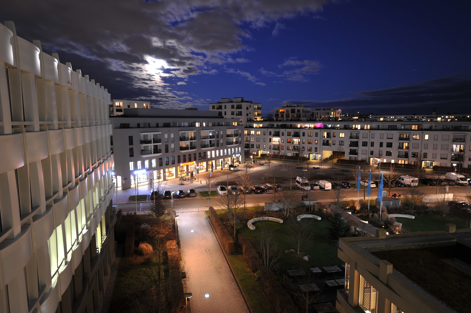 München Obergiesing bei Vollmond, ehemaliges AGFA-Gelände