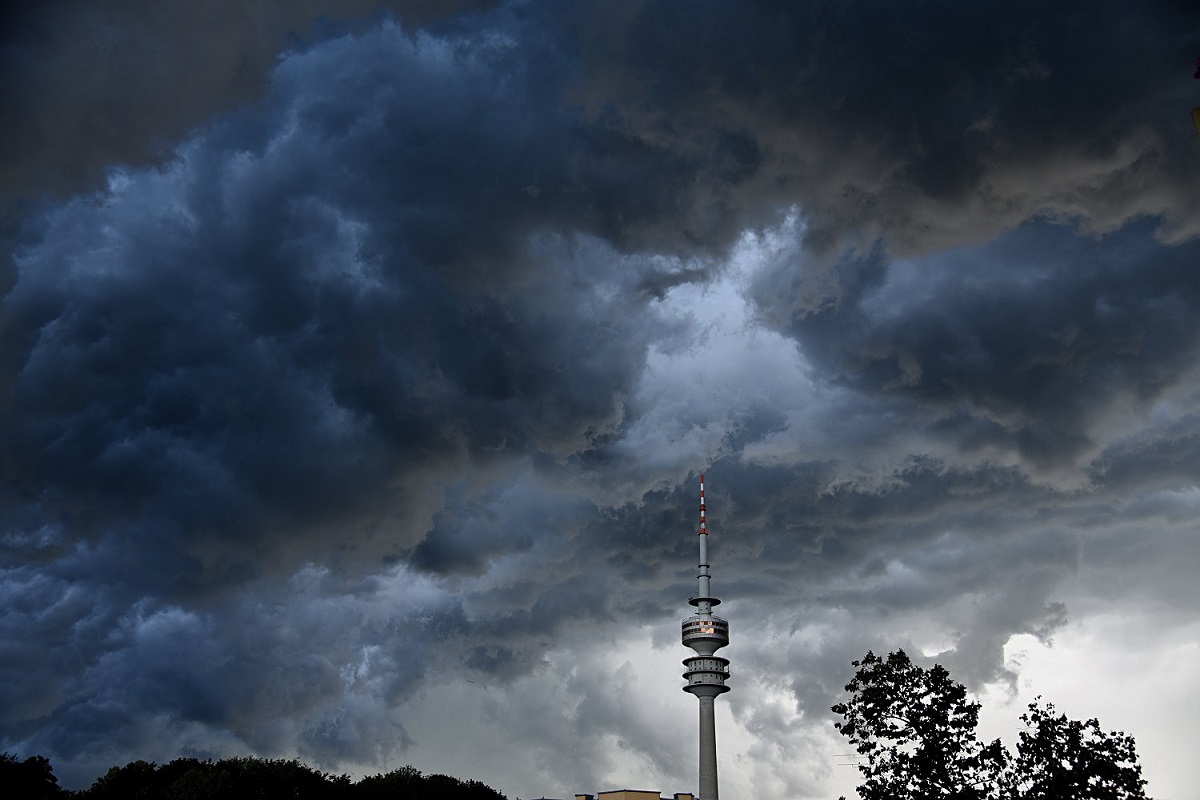 München - Olympiaturm am 01.07.2020