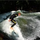 München River Surfing Eisbach - in der Mittagssonne