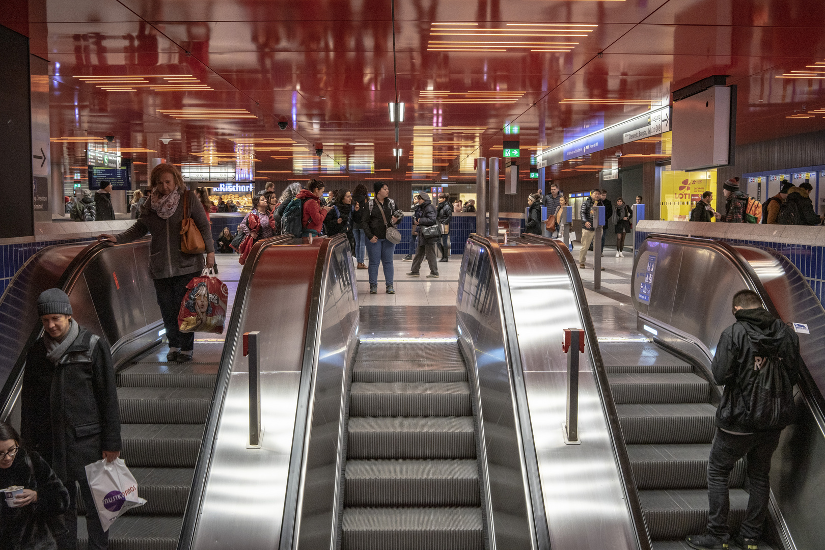 München - U-Bahnstation Marienplatz_03