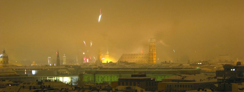 München um 0:00 Uhr am 31.12.2003/01.01.2004