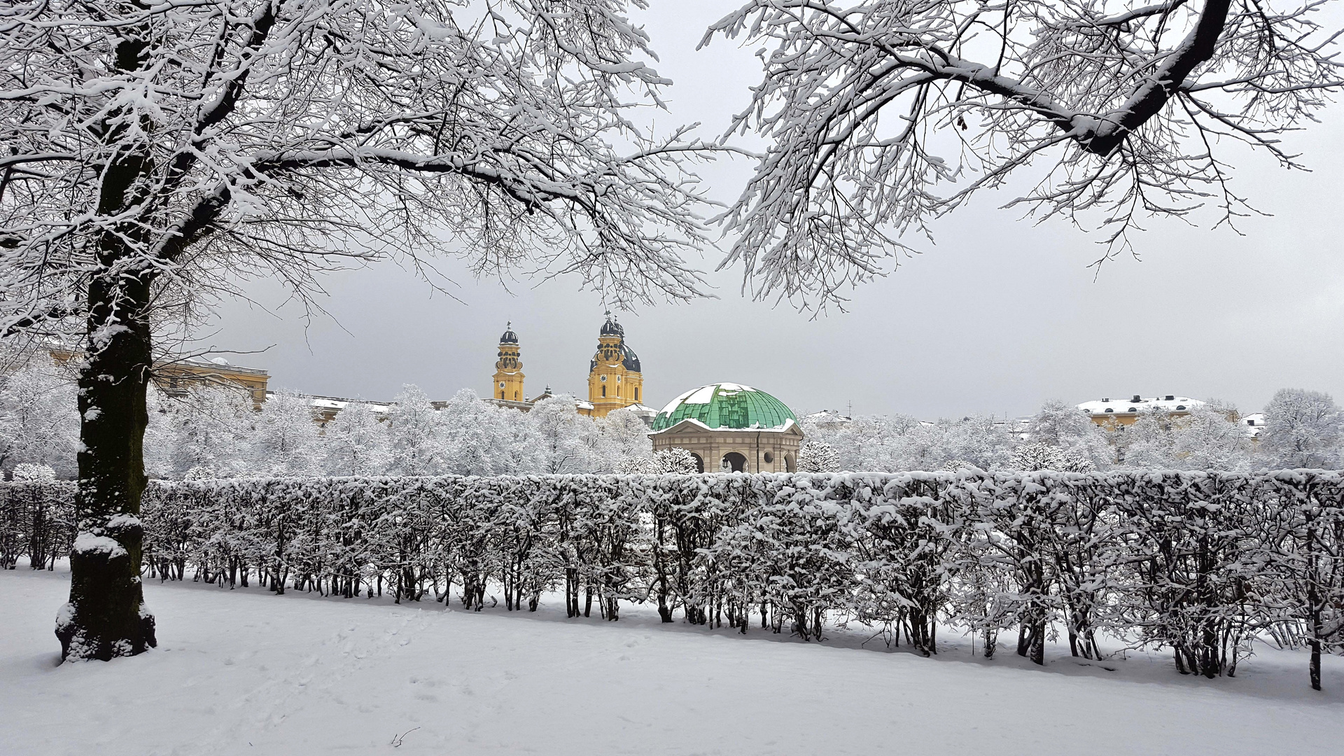 München versunken im Schnee