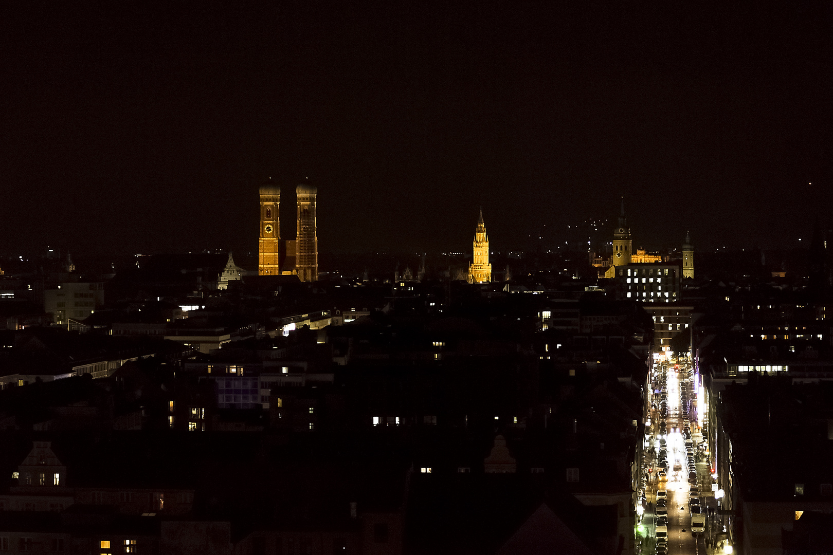 München von der Paulskirche bei Nacht