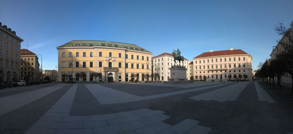 München - Wittelsbacher Platz Foto & Bild | architektur ...