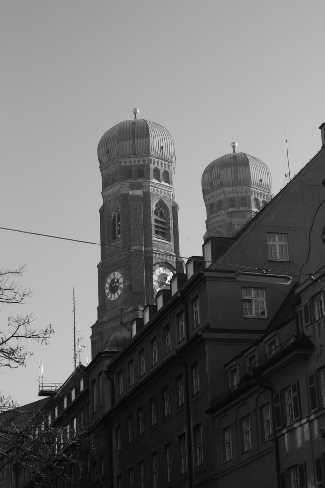 ...Münchener Frauenkirche...