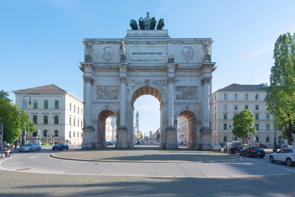 München_Leopoldstraße_Siegestor