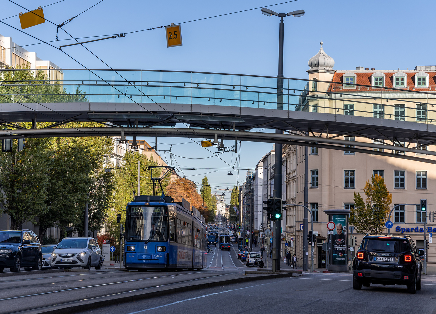 Münchner Durchblicke - IV -