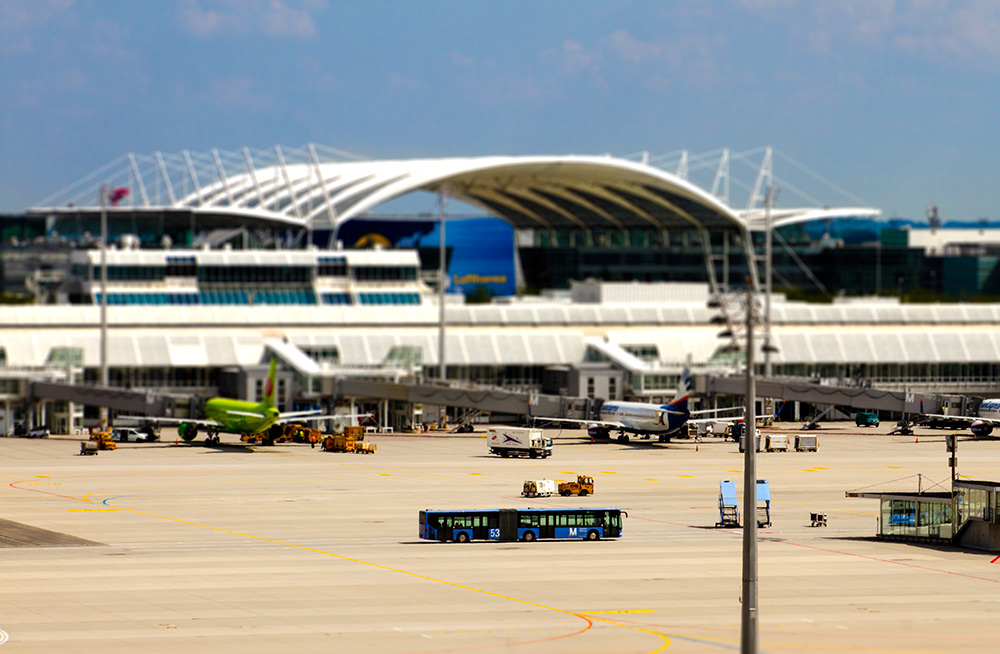 Münchner Flughafen Toylook