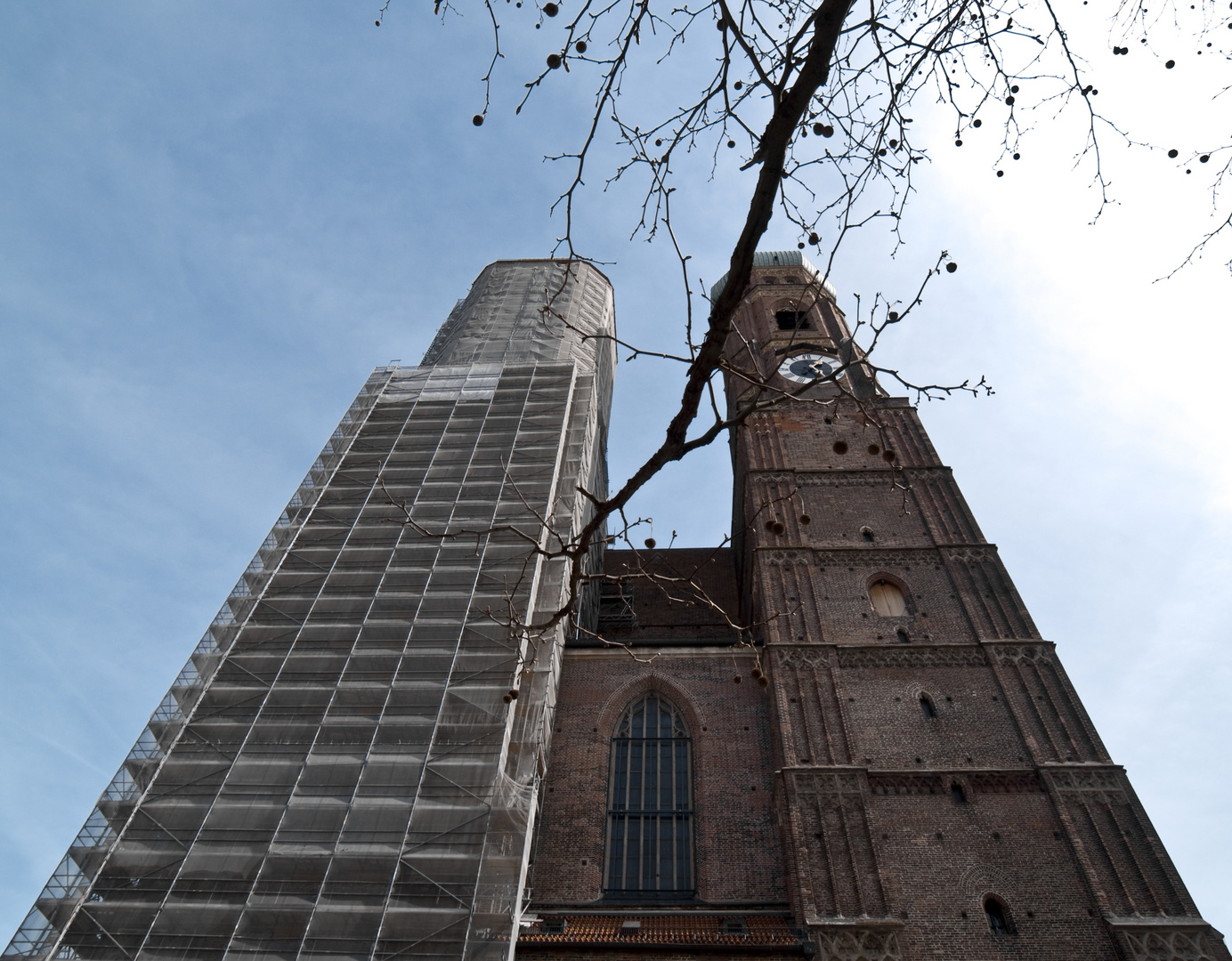 Münchner Frauenkirche - nicht so schön zur Zeit....