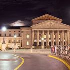 Münchner Oper bei Nacht