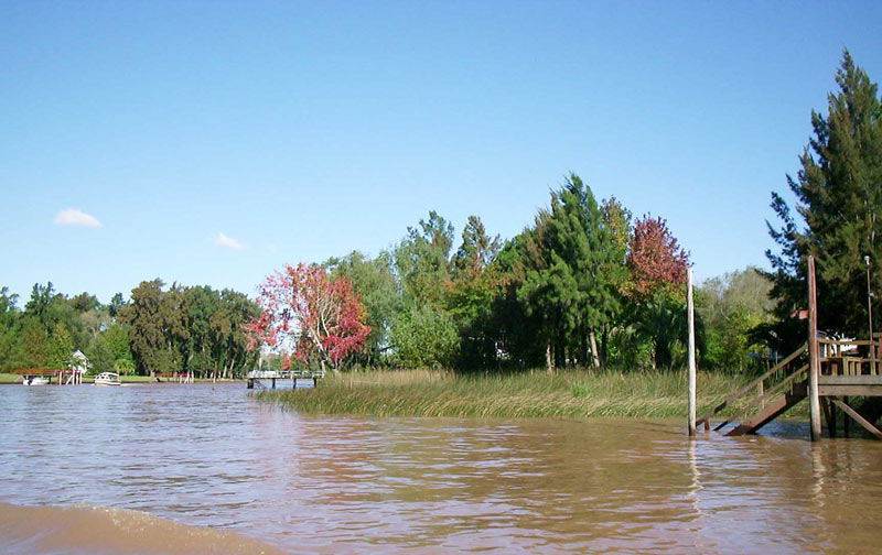 Mündung des Sarmientos im Río Capitán