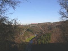 Müngstener Brücke an einem sonnigen Januartag