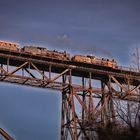 Müngstener Brücke > Dampfzug in den Sonnenuntergang