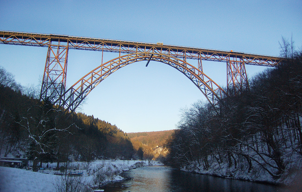 Müngstener Brücke im Winter