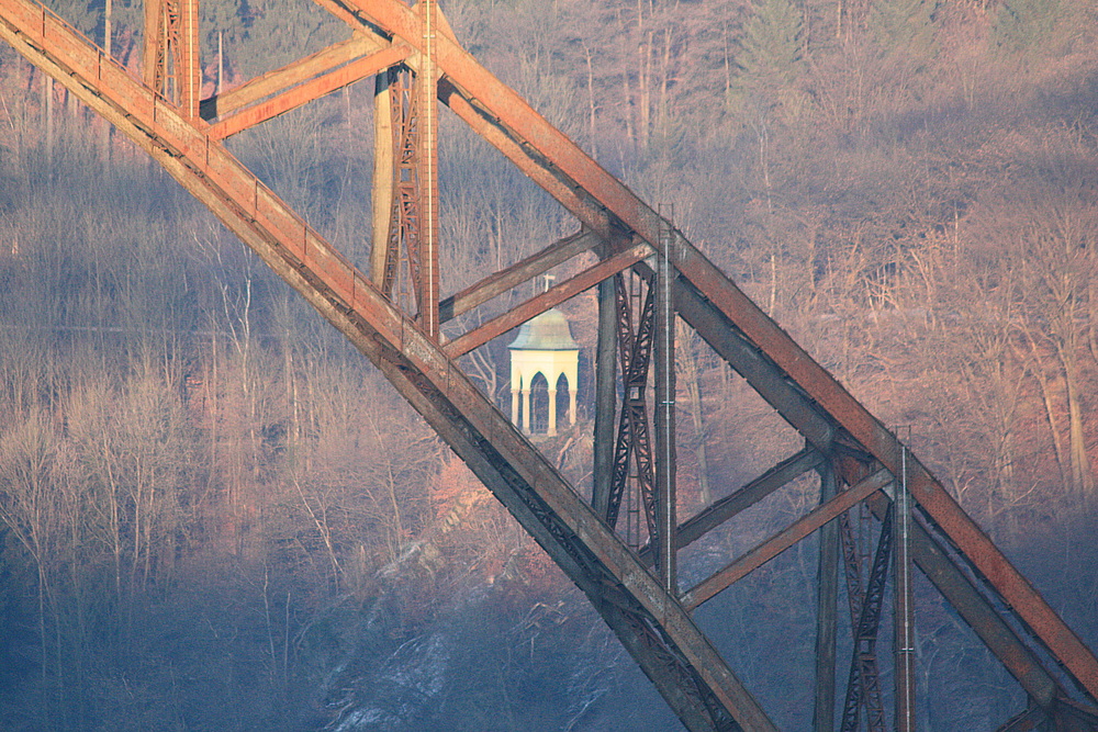 Müngstener Brücke in der Abenddämmerung