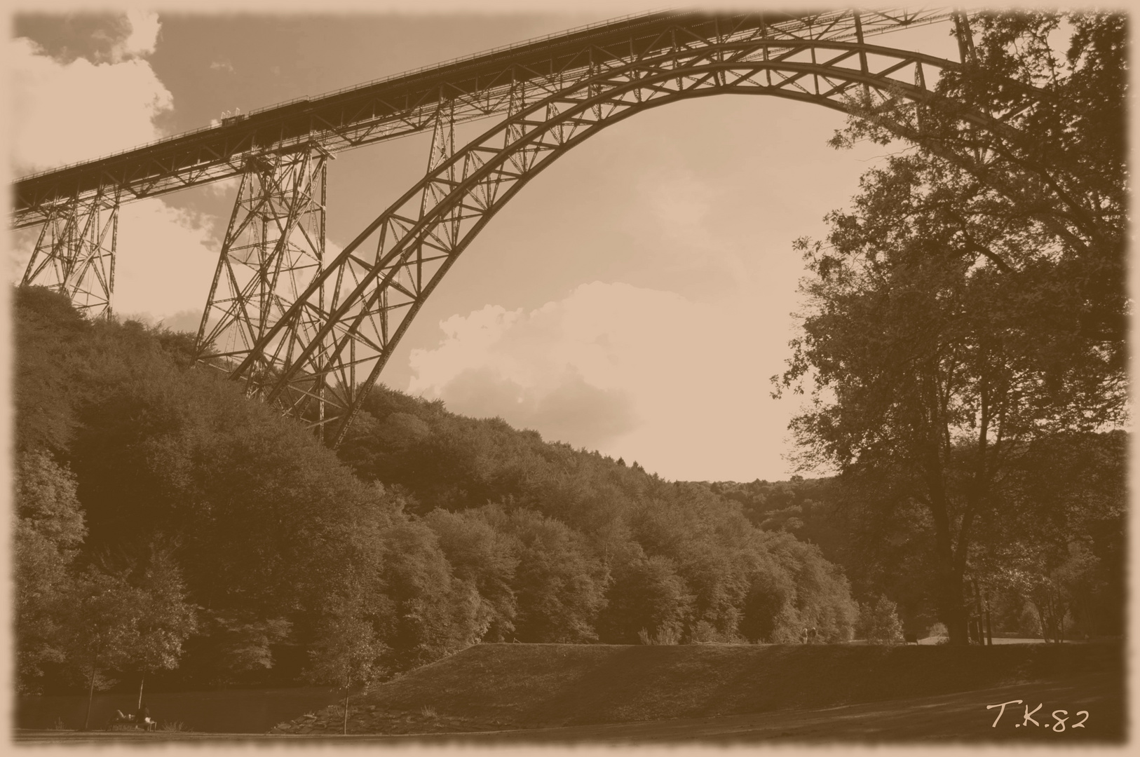 Müngstener Brücke - old school style