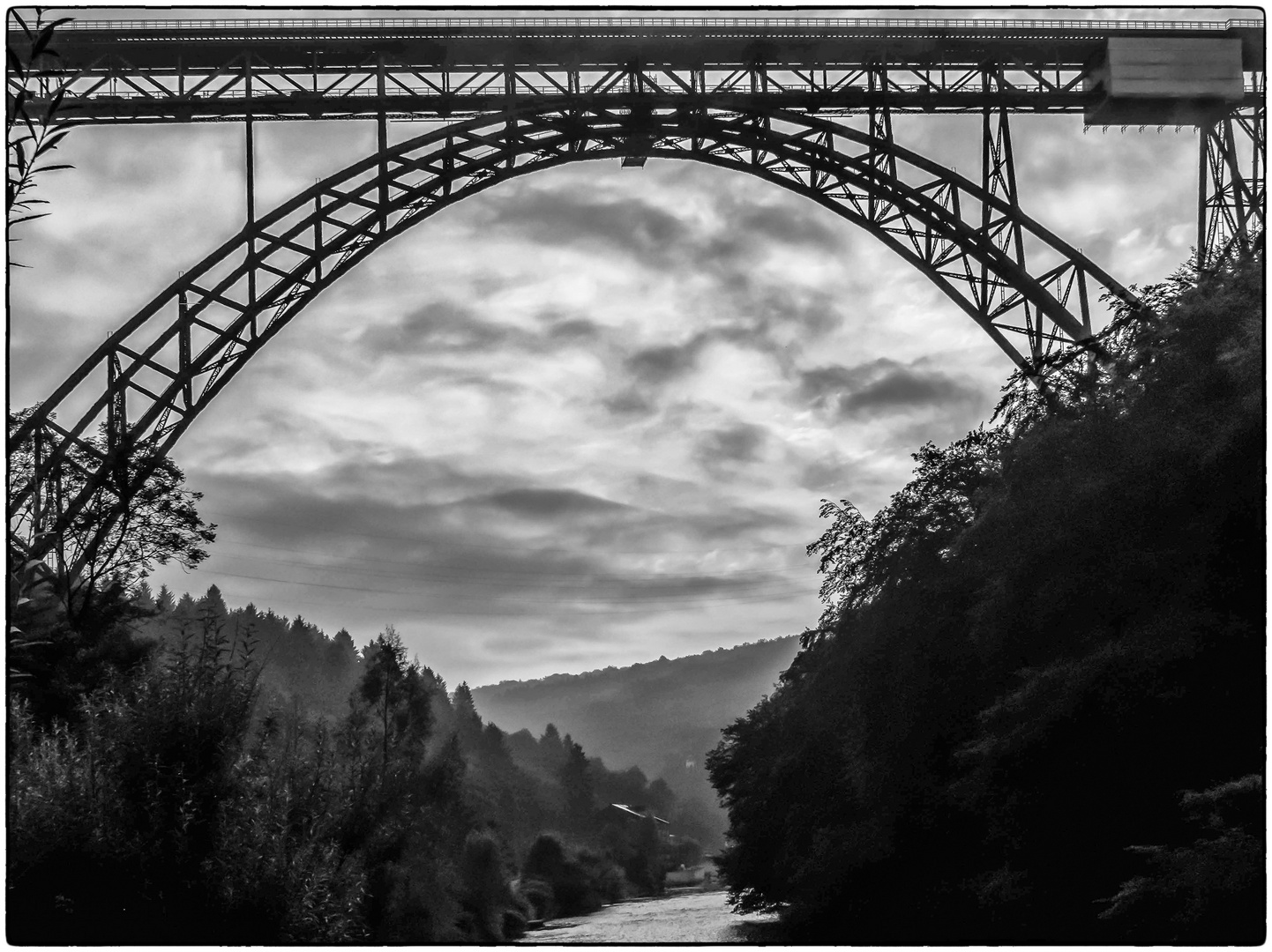 Müngstener Brücke s/w