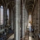 Münster St. Georg Dinkelsbühl, Innenansicht Richtung Altar, Hochformat Empore